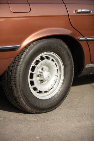 Mercedes-Benz 450 SEL 6.9 1979 года 